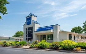 Travelodge By Wyndham Essington / Philadelphia Airport